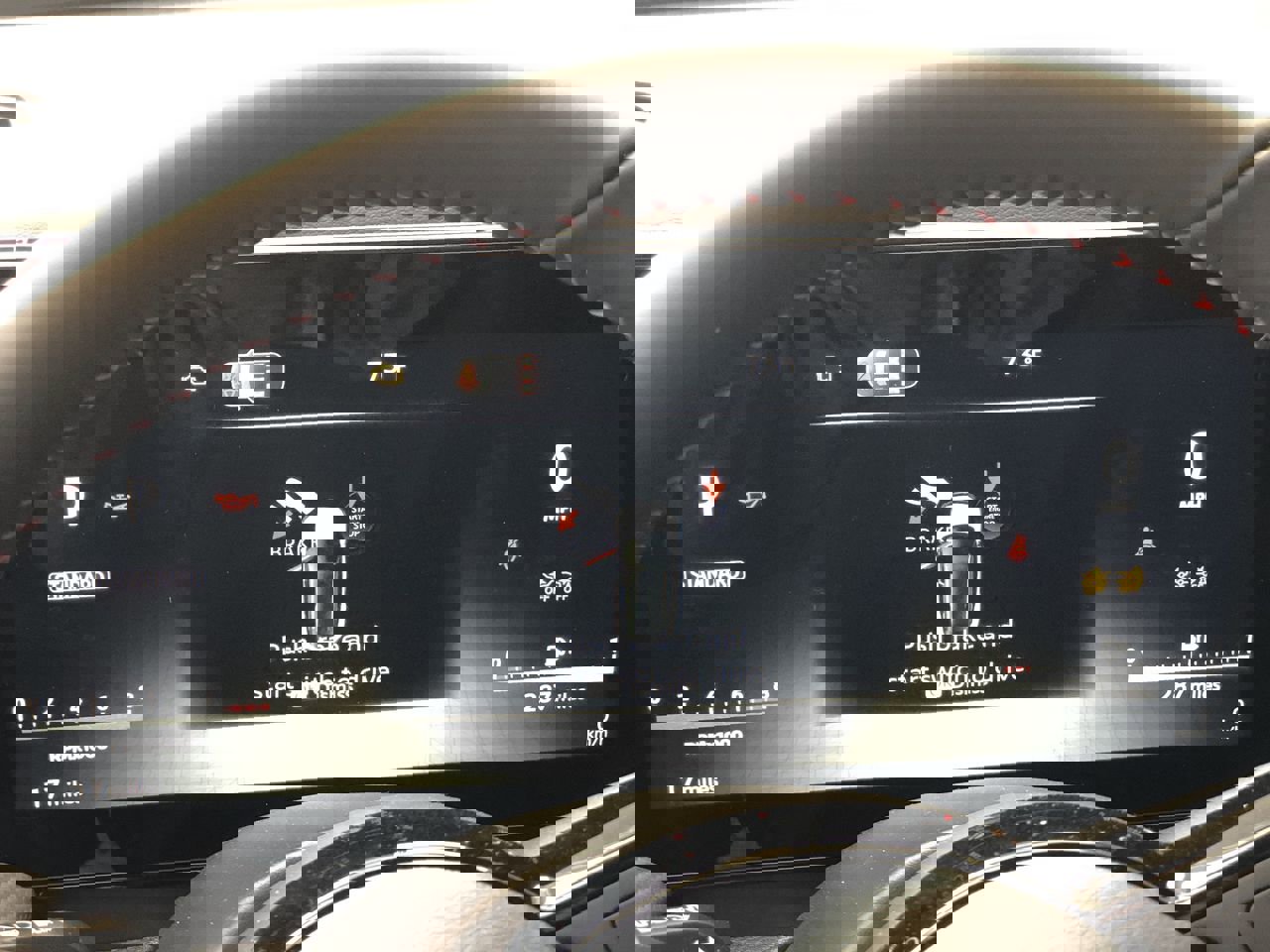 New 2026 Nissan Kicks SR w/ Cold Weather Package image 16