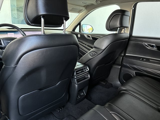 Used 2025 Genesis GV80 2.5T Standard AWD/4WD image 17