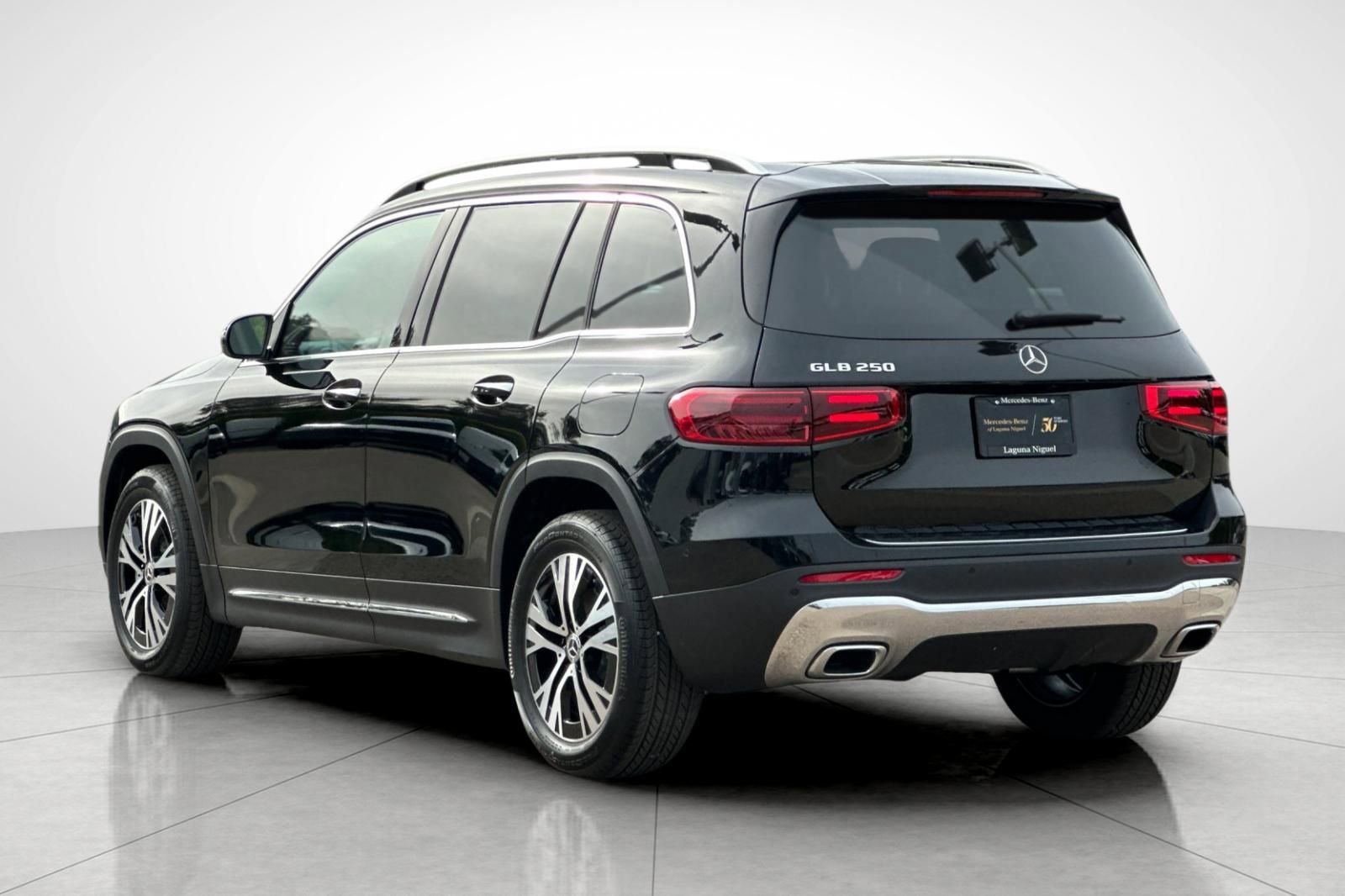 New 2026 Mercedes-Benz GLB 250 image 14