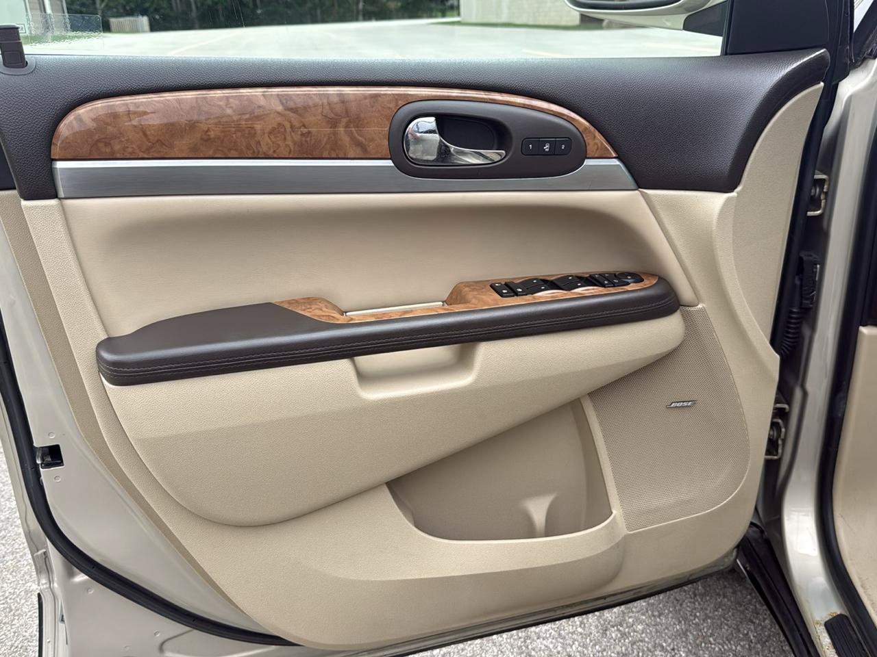 Used 2012 Buick Enclave Premium AWD/4WD image 14