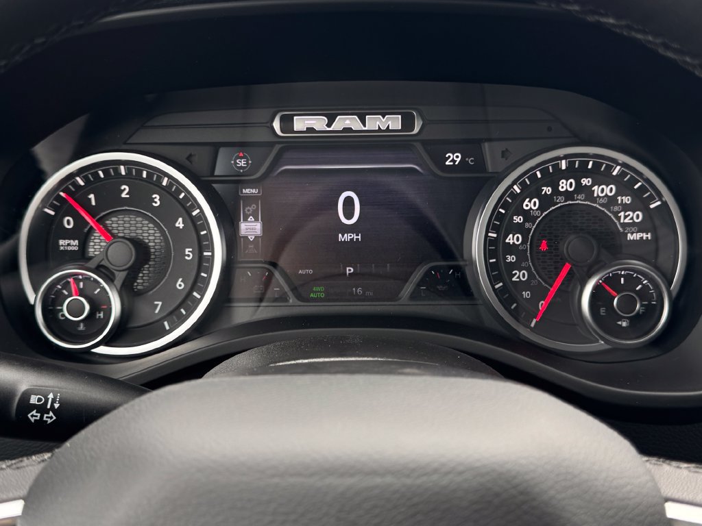 New 2027 RAM 1500 Laramie AWD/4WD image 19