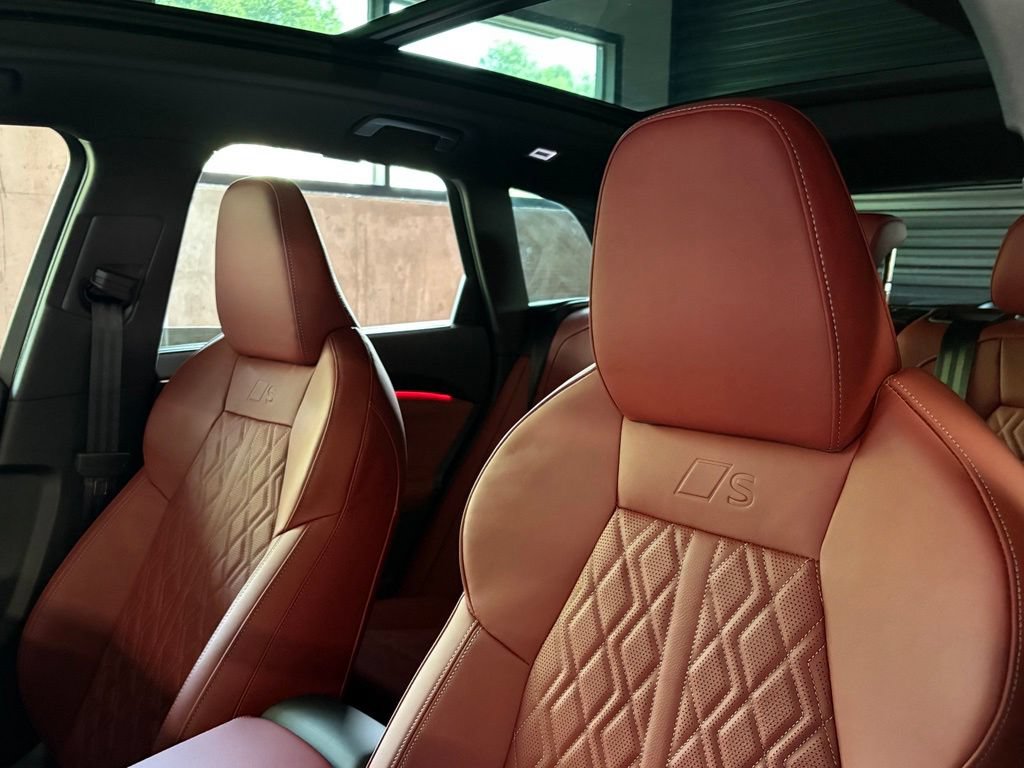 New 2026 Audi SQ5 Prestige AWD/4WD image 24