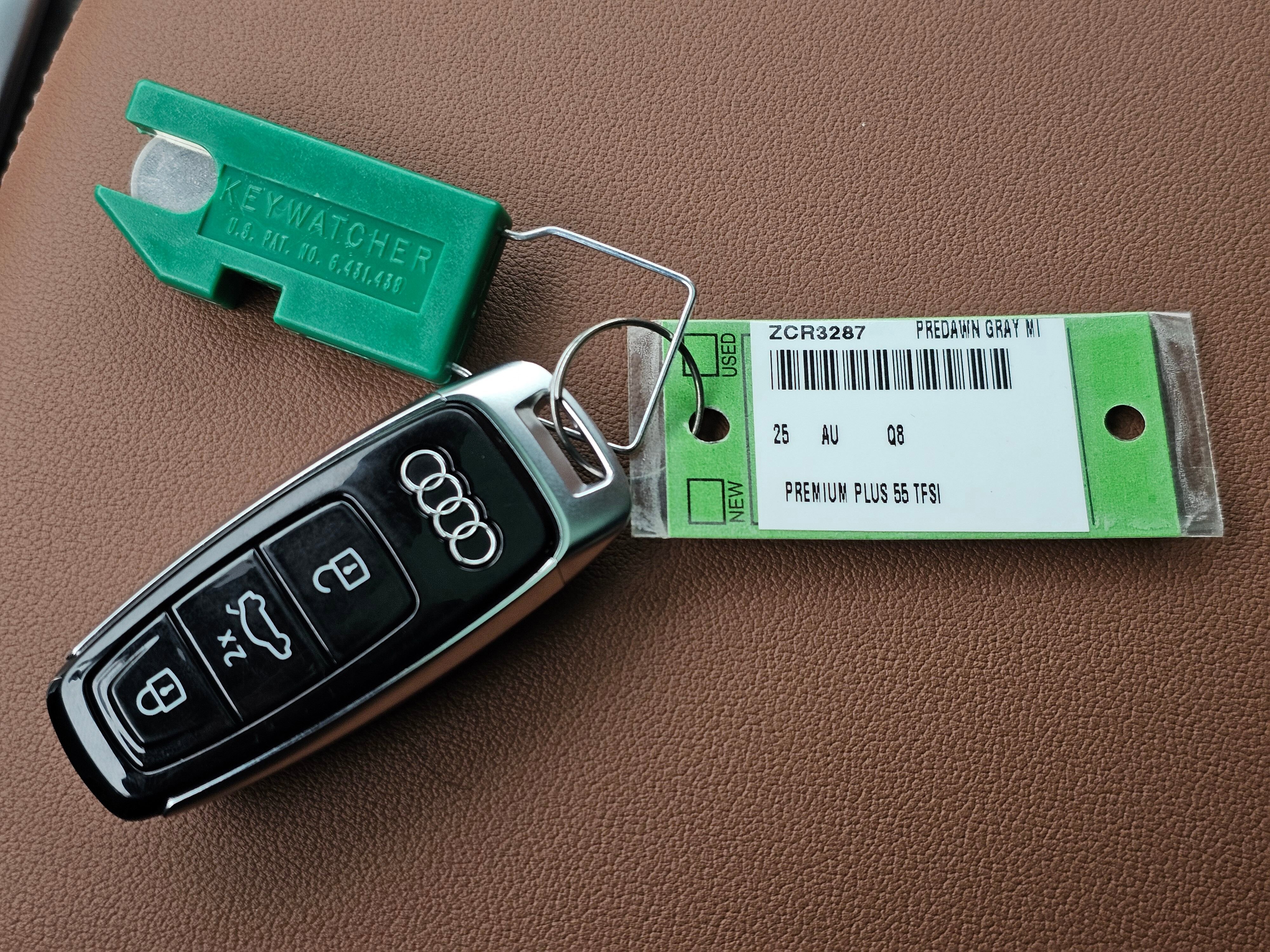 Certified 2025 Audi Q8 Premium Plus w/ Premium Plus Package image 32