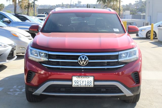 Used 2023 Volkswagen Atlas Cross Sport SE image 2