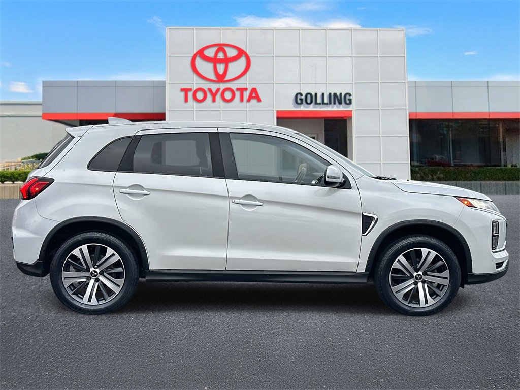 Used 2022 Mitsubishi Outlander Sport SE image 6