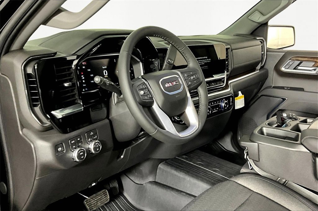 New 2026 GMC Sierra 1500 Elevation image 8