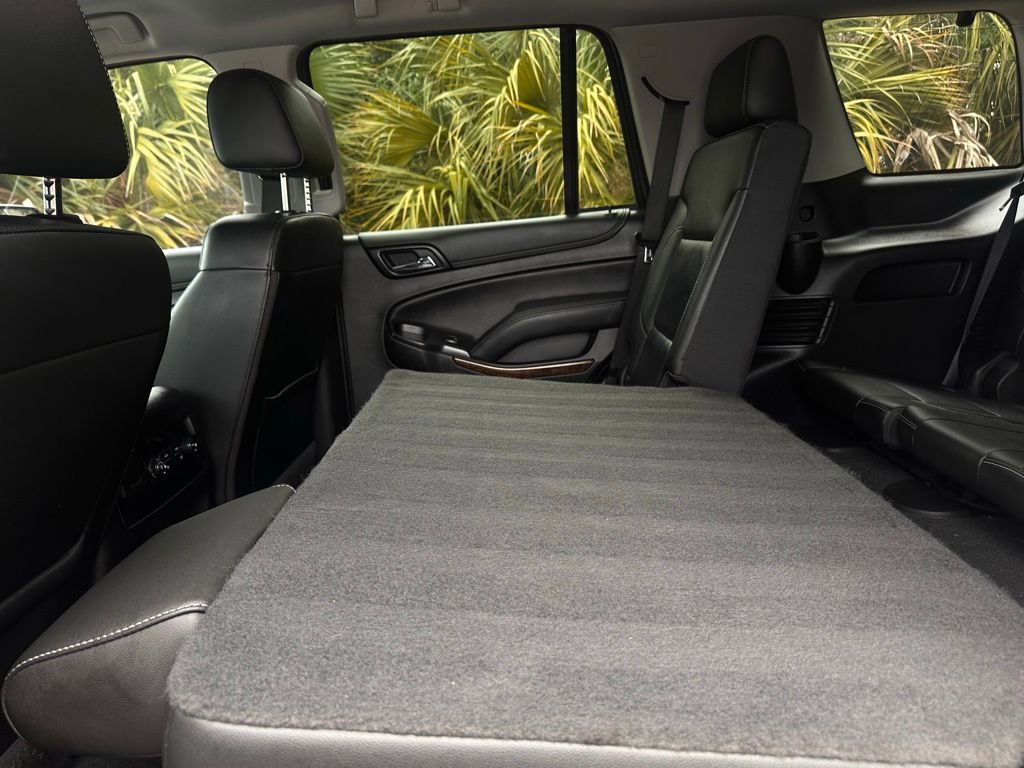 Used 2019 Chevrolet Tahoe LT w/ Luxury Package RWD image 23