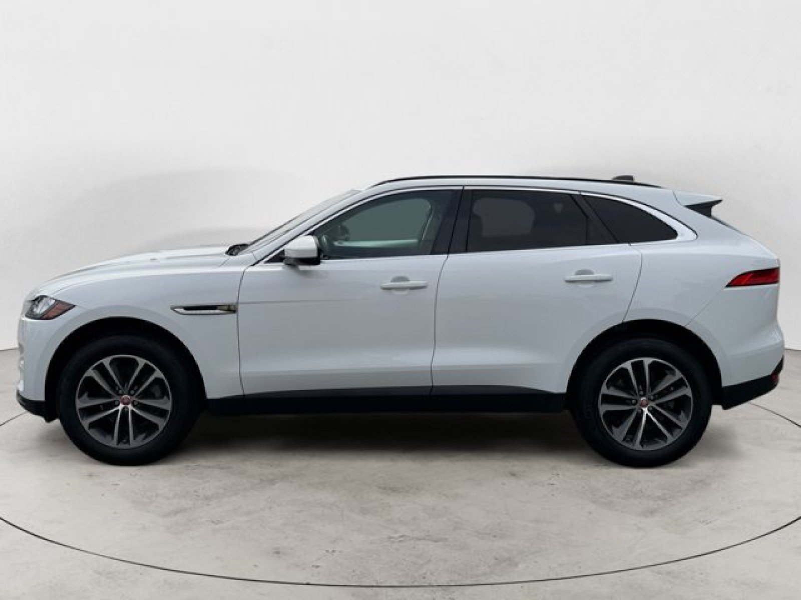 Used 2020 Jaguar F-PACE Premium AWD/4WD image 7