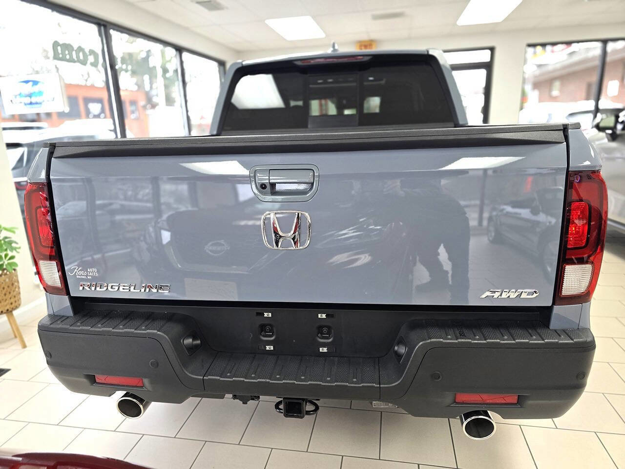 Used 2023 Honda Ridgeline RTL-E image 11