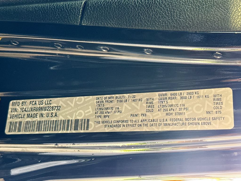 Used 2022 Jeep Wrangler Unlimited Rubicon 4xe AWD/4WD image 36