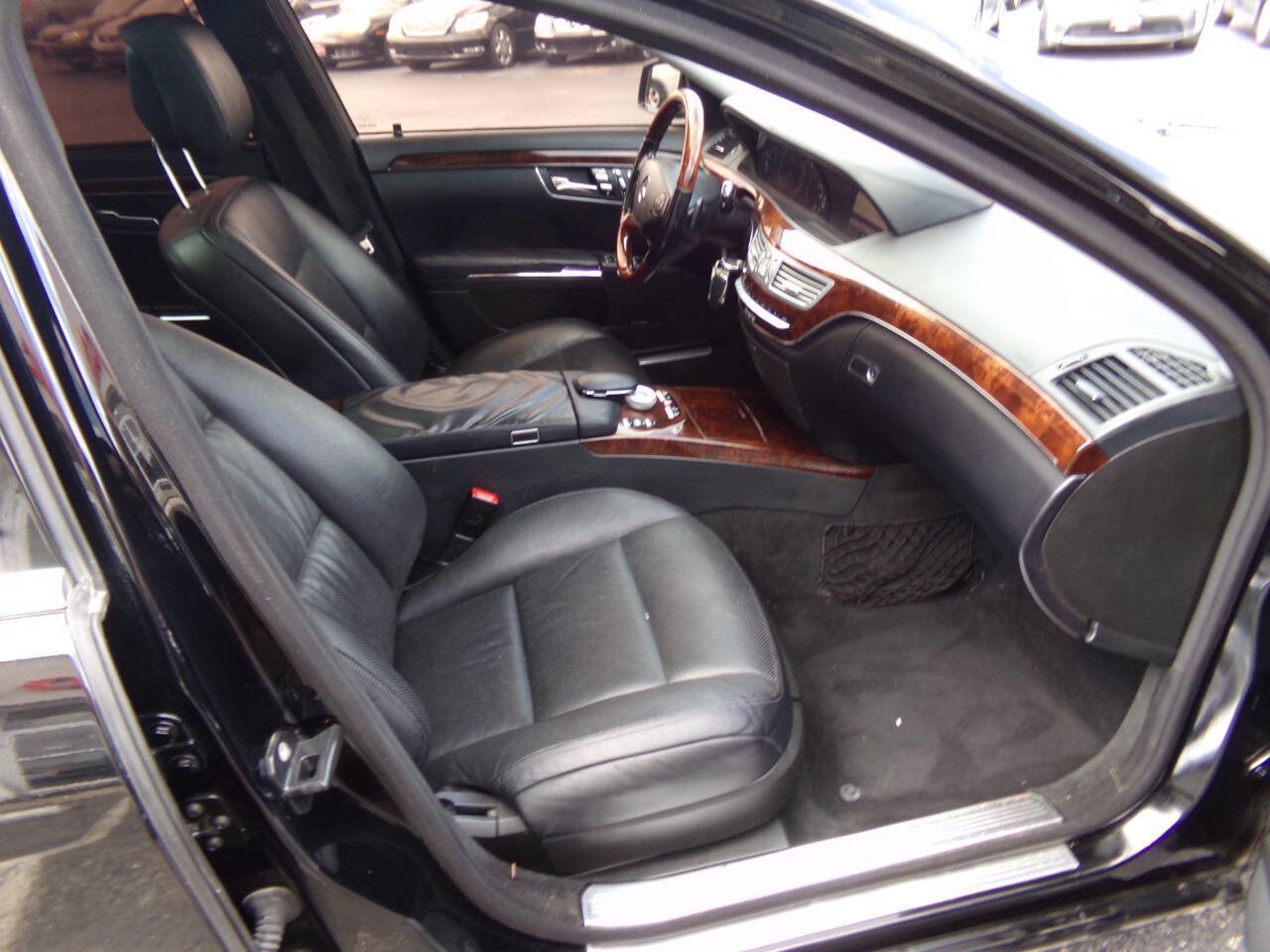 Used 2013 Mercedes-Benz S 550 4MATIC image 33