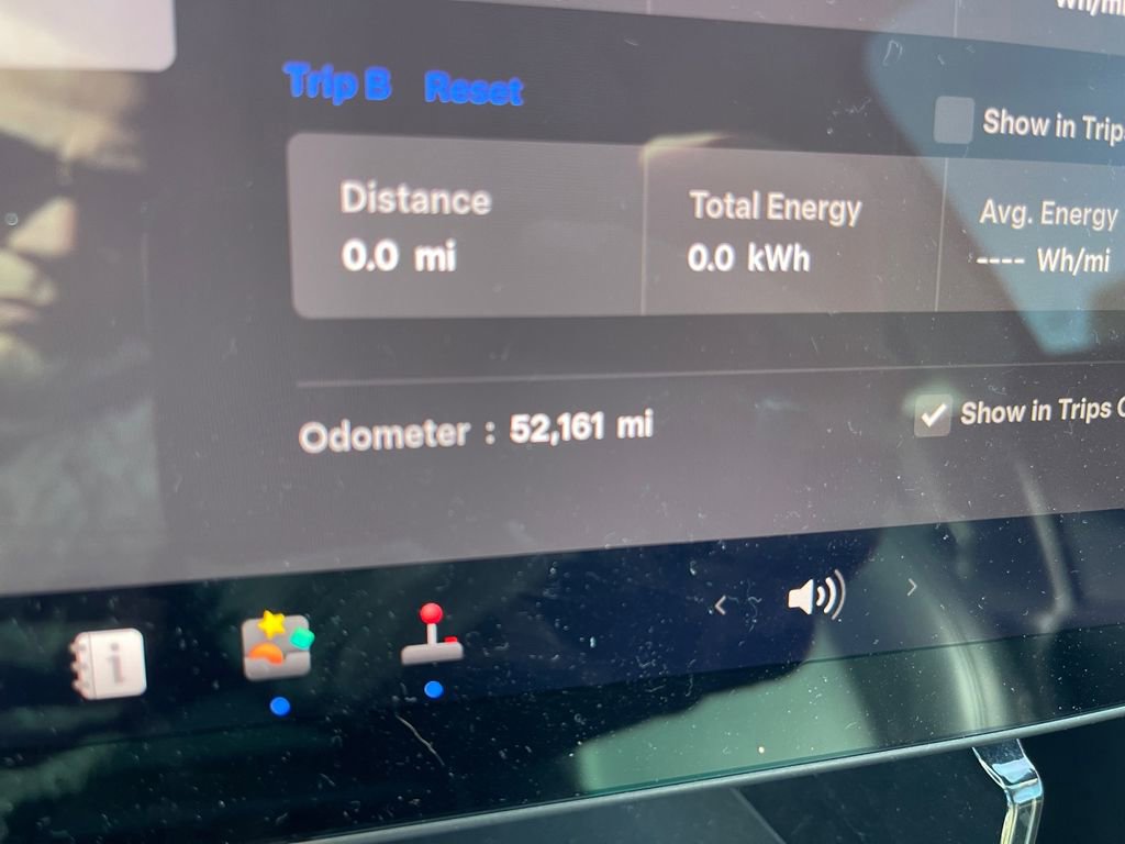 Used 2022 Tesla Model Y Performance image 29