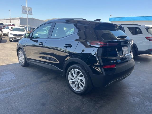 Used 2023 Chevrolet Bolt EUV LT w/ Comfort Package FWD image 6