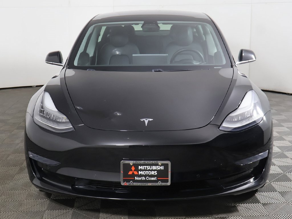 Used 2019 Tesla Model 3 Standard Range Plus image 11