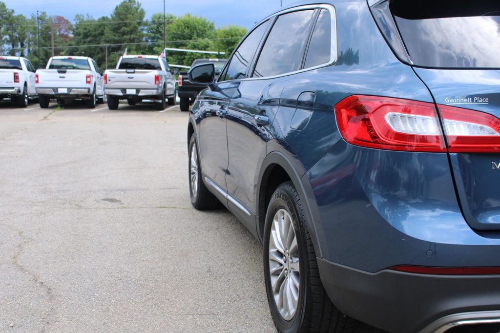 Used 2018 Lincoln MKX Select w/ Select Plus Package FWD image 32
