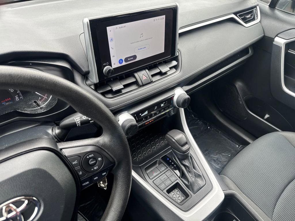 Used 2023 Toyota RAV4 LE AWD/4WD image 22