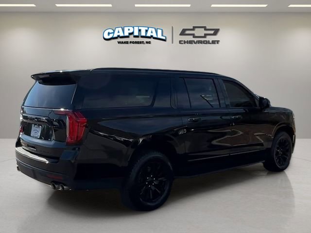 Used 2022 GMC Yukon XL Denali AWD/4WD image 5
