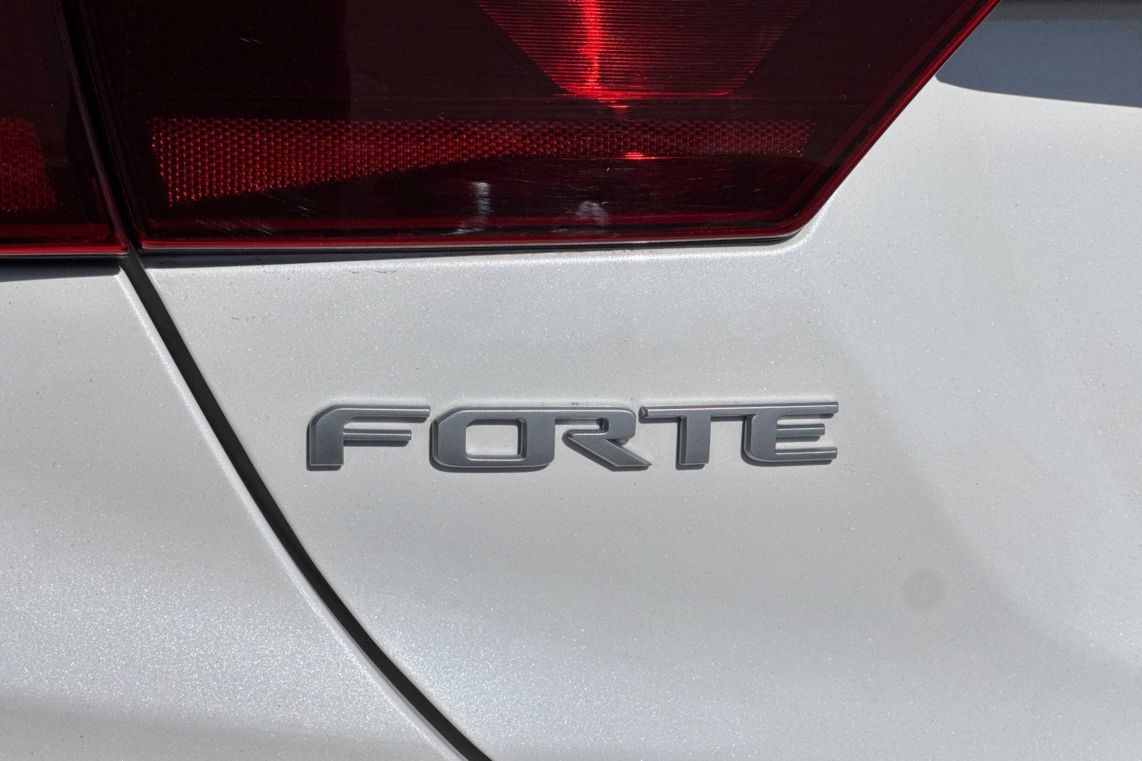 Used 2022 Kia Forte LXS FWD image 25