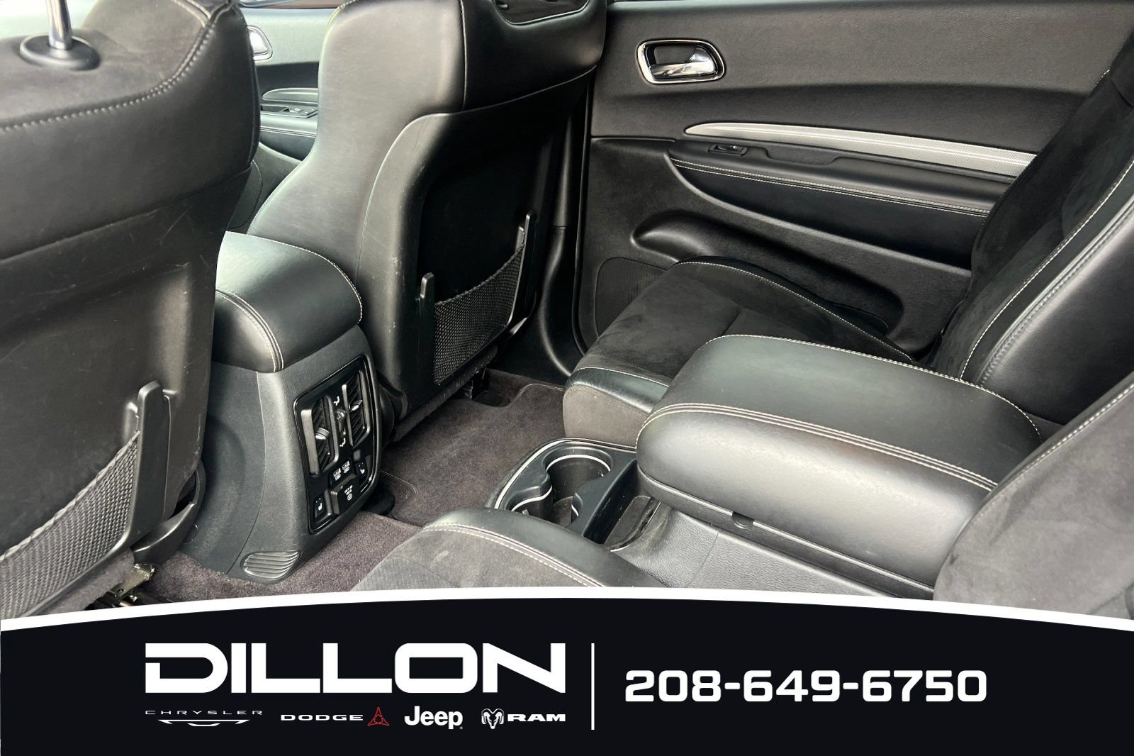 Used 2018 Dodge Durango SRT w/ Technology Group AWD/4WD image 15