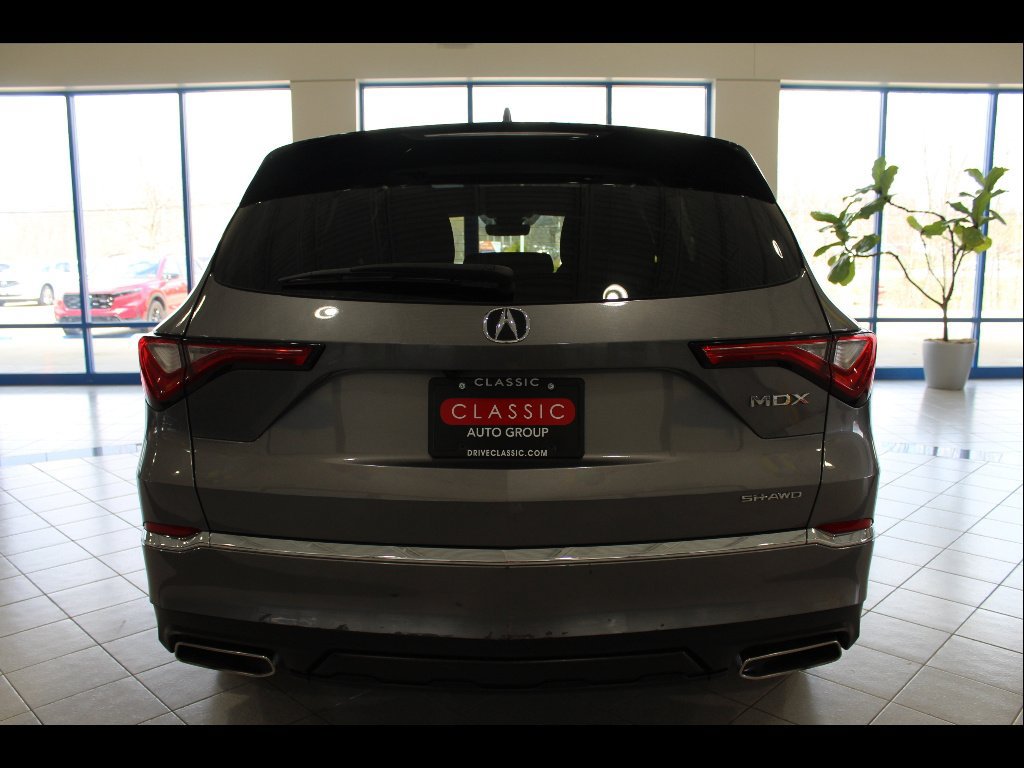 Used 2023 Acura MDX SH-AWD image 6