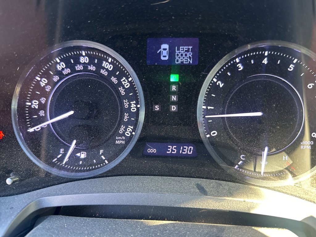 Used 2011 Lexus IS 350C image 10