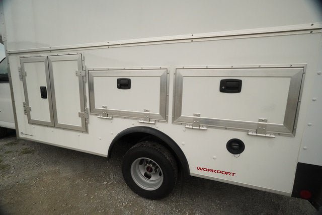 New 2025 GMC Savana 3500 w/ Power Convenience Package RWD image 23