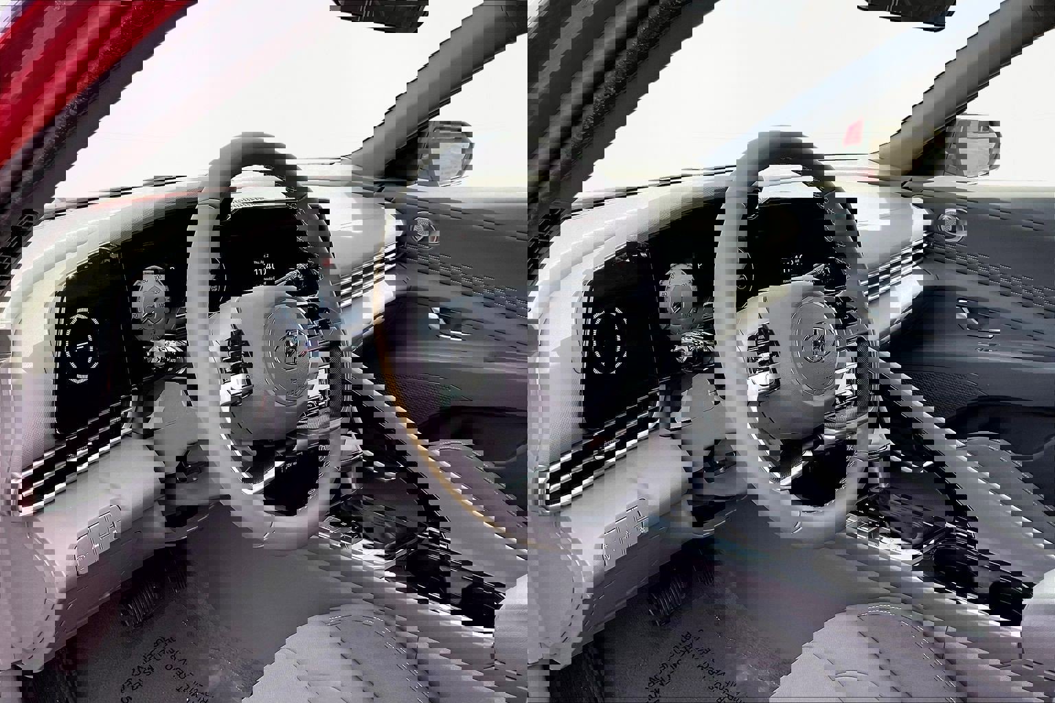 Certified 2023 Hyundai Elantra SEL w/ Convenience Package FWD image 16