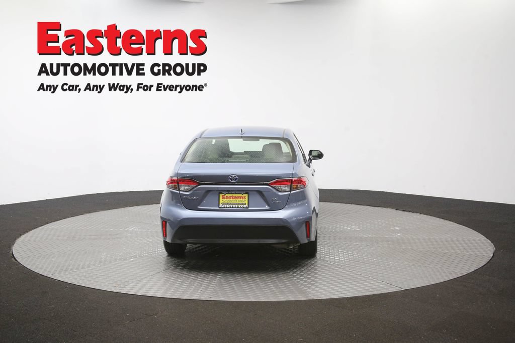 Used 2025 Toyota Corolla LE FWD image 31