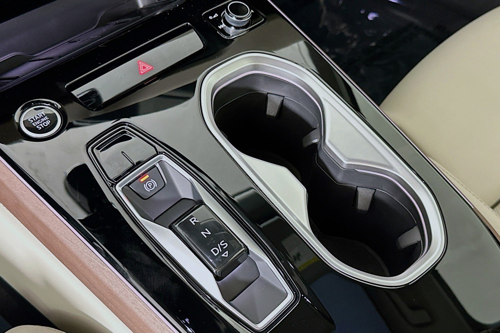 New 2026 Audi A6 Premium Plus AWD/4WD image 7
