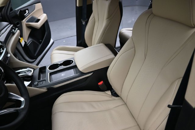 New 2026 Acura MDX w/ Technology Package FWD image 13