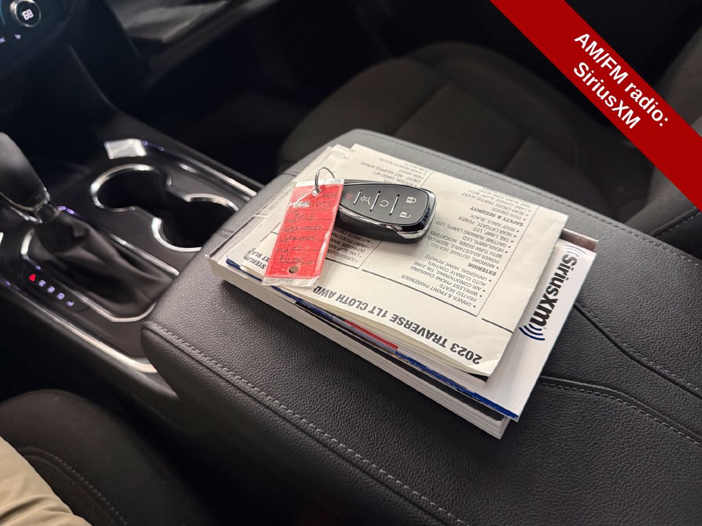 Used 2023 Chevrolet Traverse LT w/ LPO, Cargo Package AWD/4WD image 29