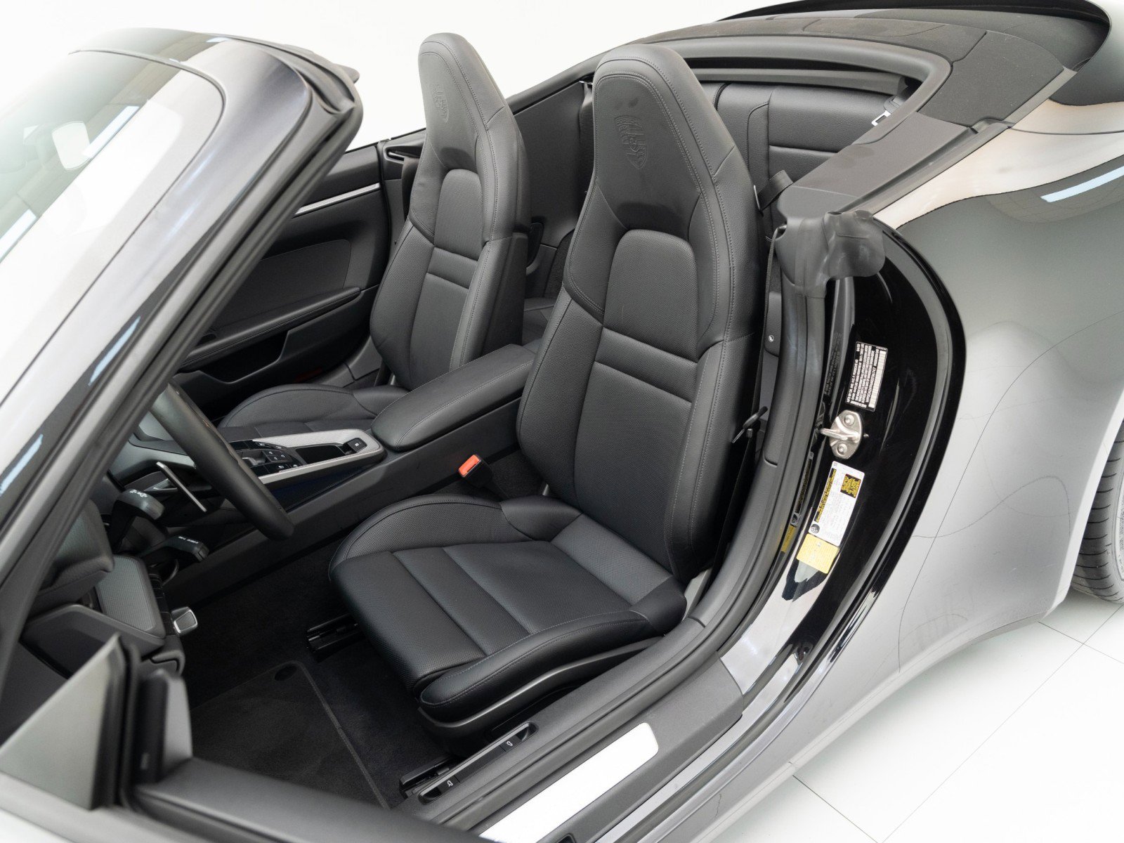 Certified 2022 Porsche 911 Carrera image 5