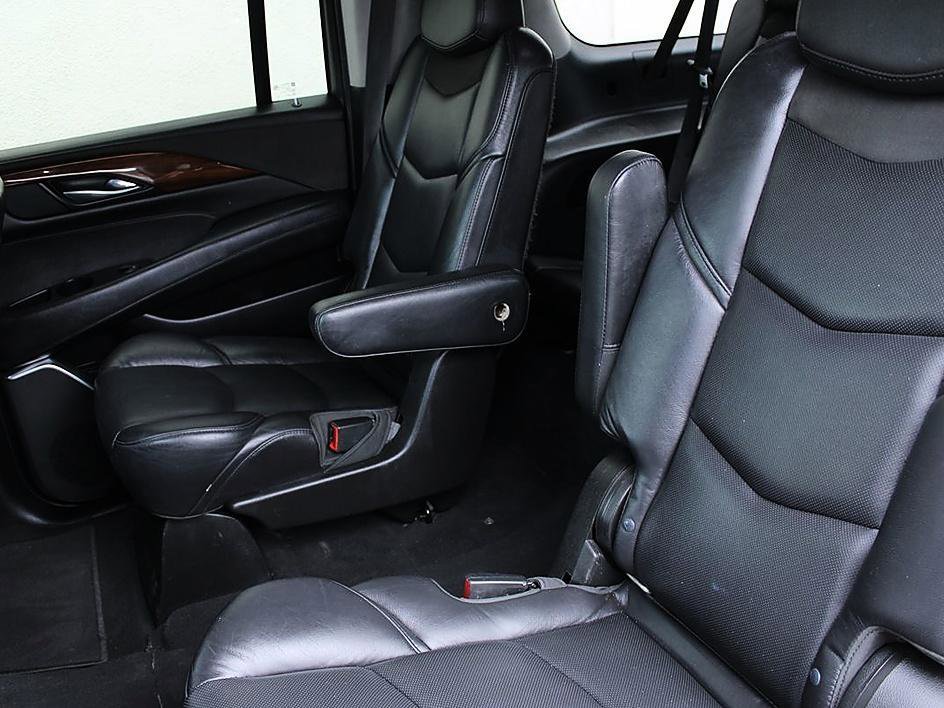 Used 2019 Cadillac Escalade ESV 2WD image 20