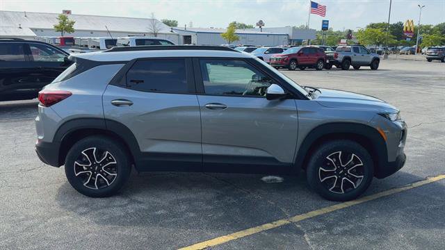 Certified 2023 Chevrolet TrailBlazer ACTIV w/ Convenience Package AWD/4WD image 9