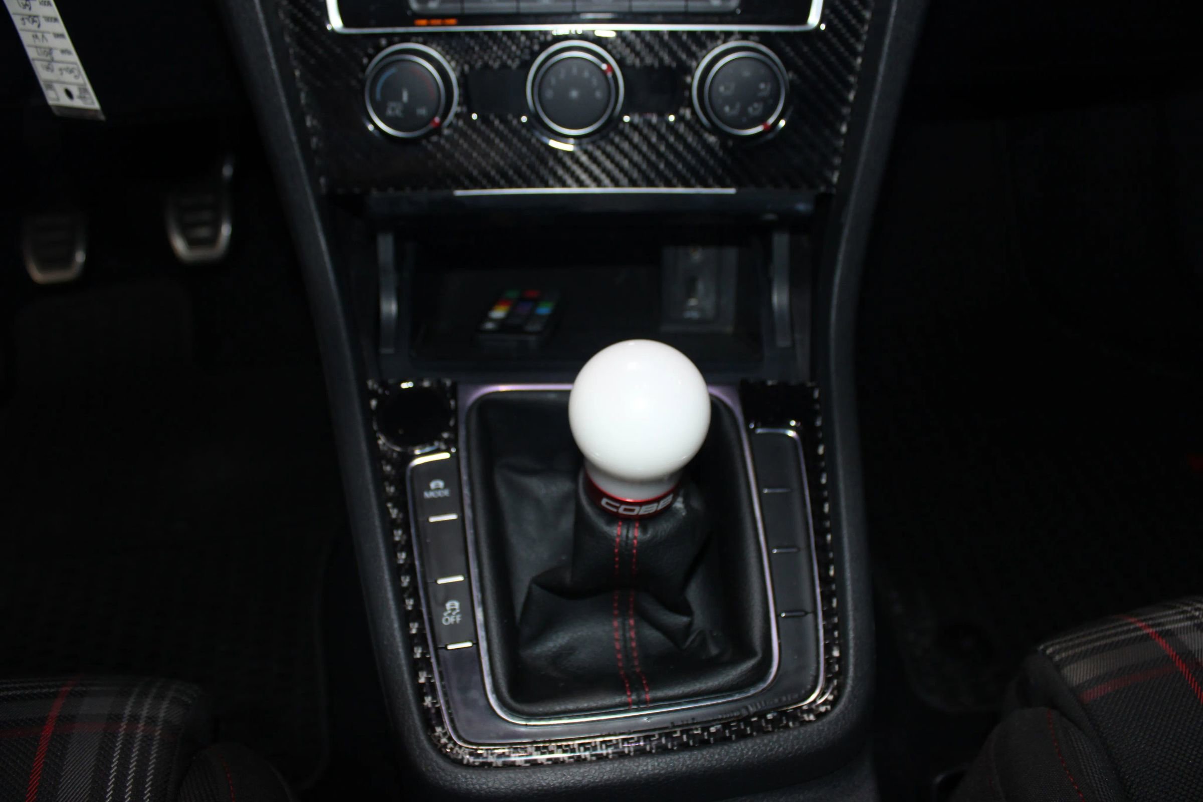 Used 2017 Volkswagen GTI S image 18