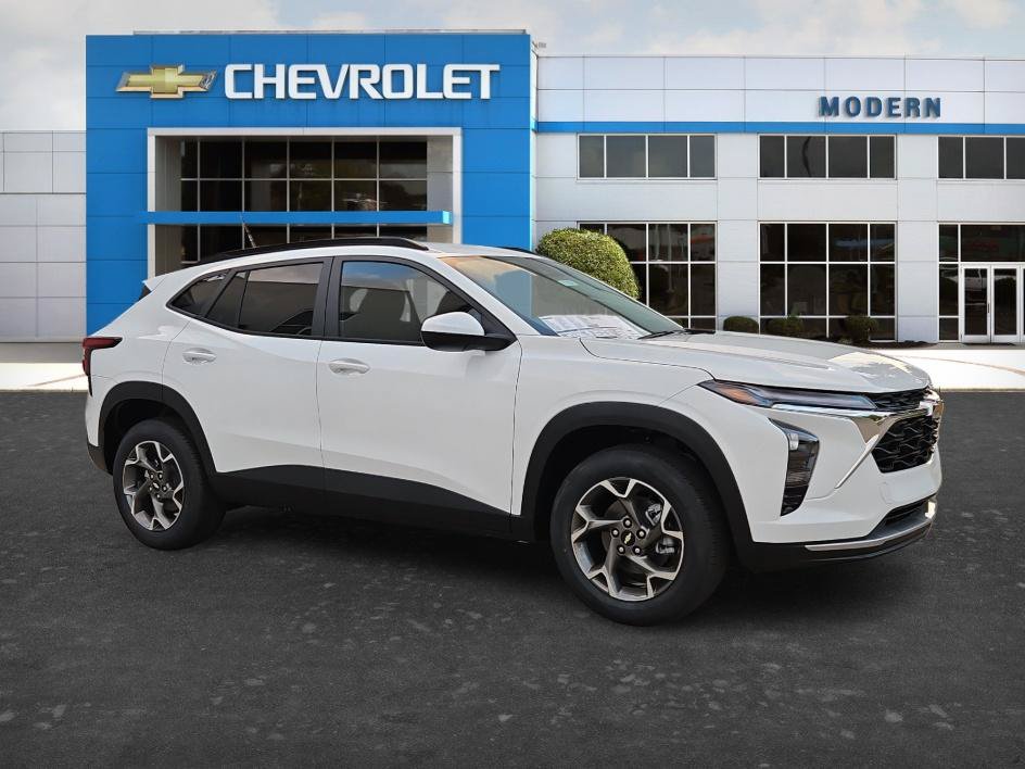 New 2026 Chevrolet Trax LT FWD image 6