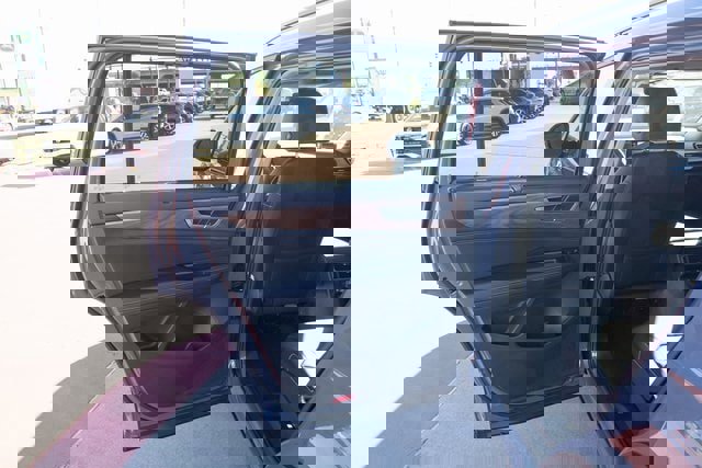 New 2026 Volkswagen Atlas SE image 11