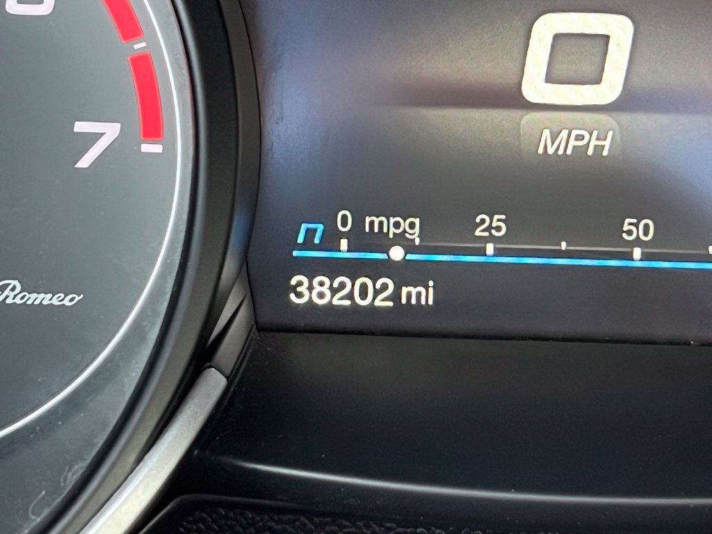 Used 2023 Alfa Romeo Stelvio Veloce AWD/4WD image 19