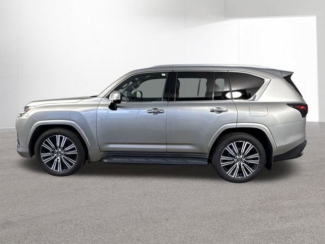 Used 2024 Lexus LX 600 4WD w/ Luxury Package image 33