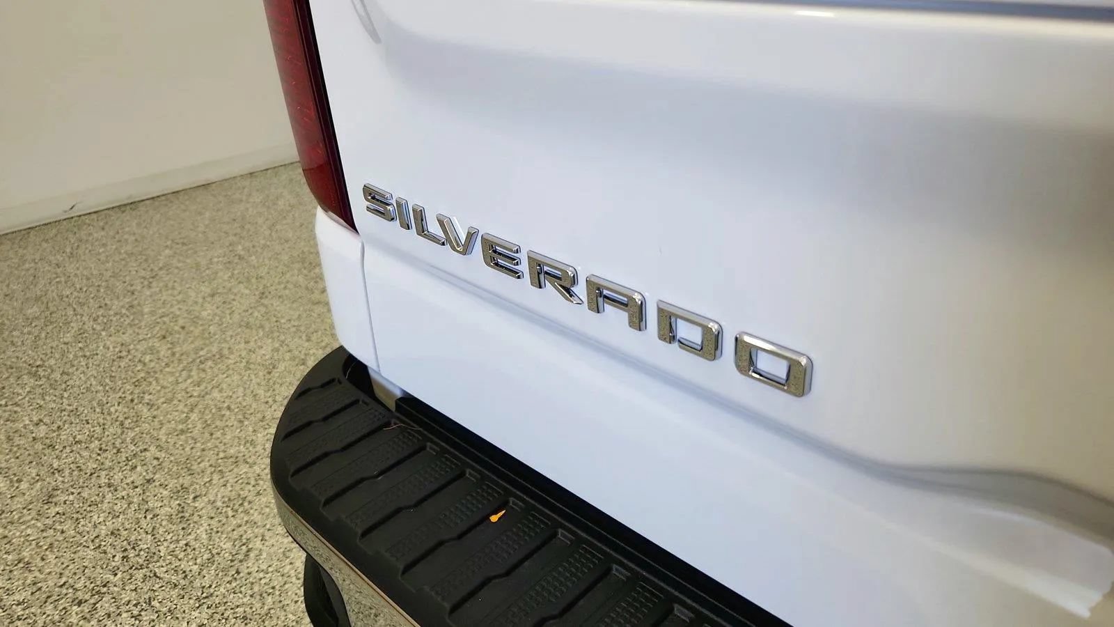 New 2026 Chevrolet Silverado 1500 LT w/ Safety Package AWD/4WD image 38