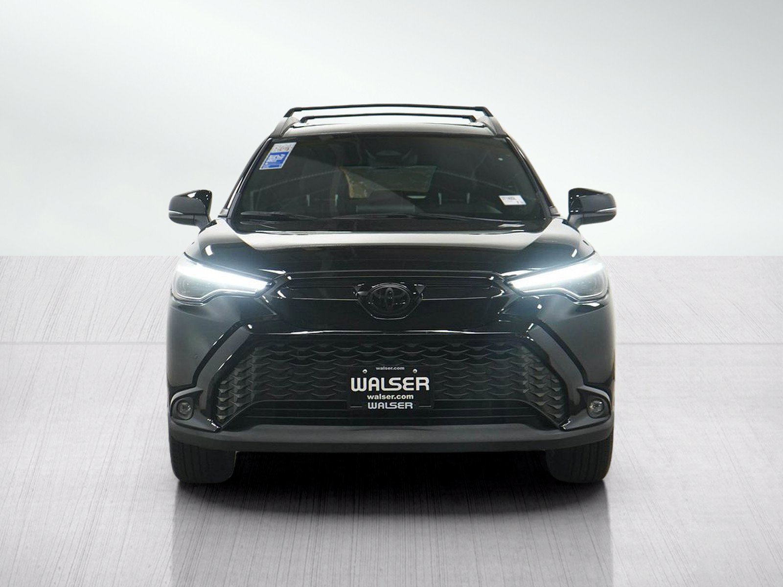 Used 2023 Toyota Corolla Cross AWD Hybrid w/ Convenience Package image 8