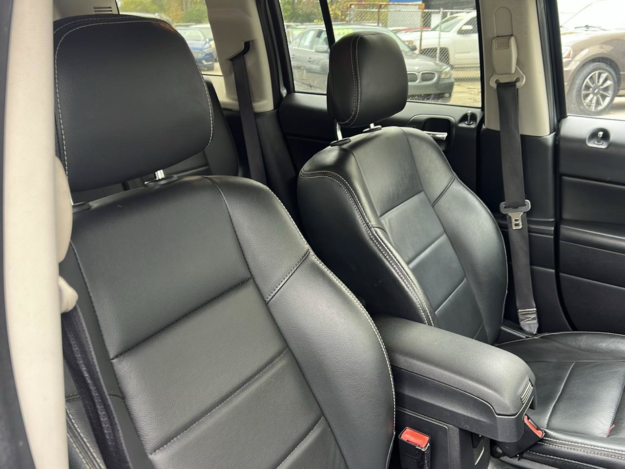 Used 2017 Jeep Patriot High Altitude FWD image 14