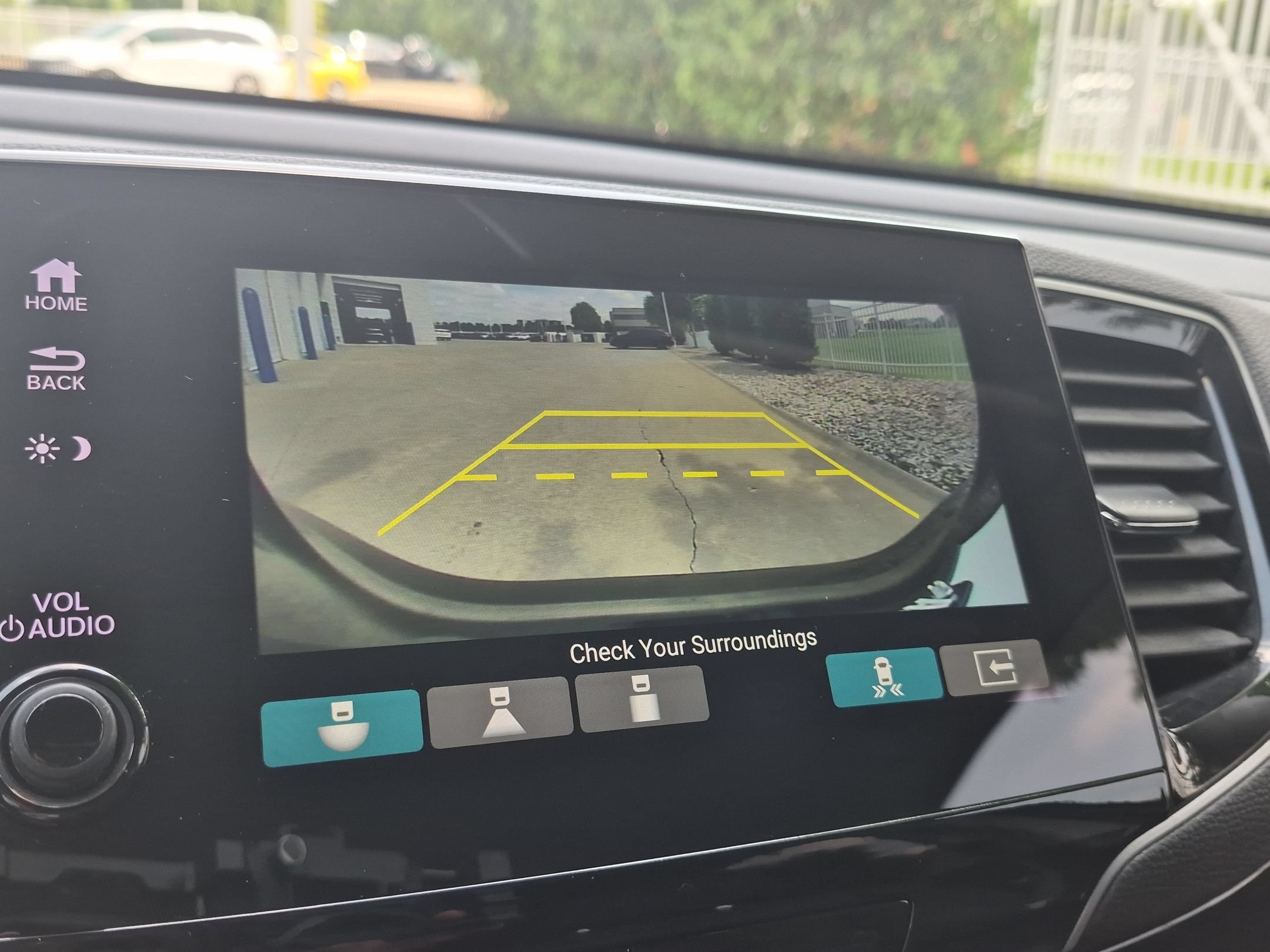 Certified 2022 Honda Pilot Touring image 20
