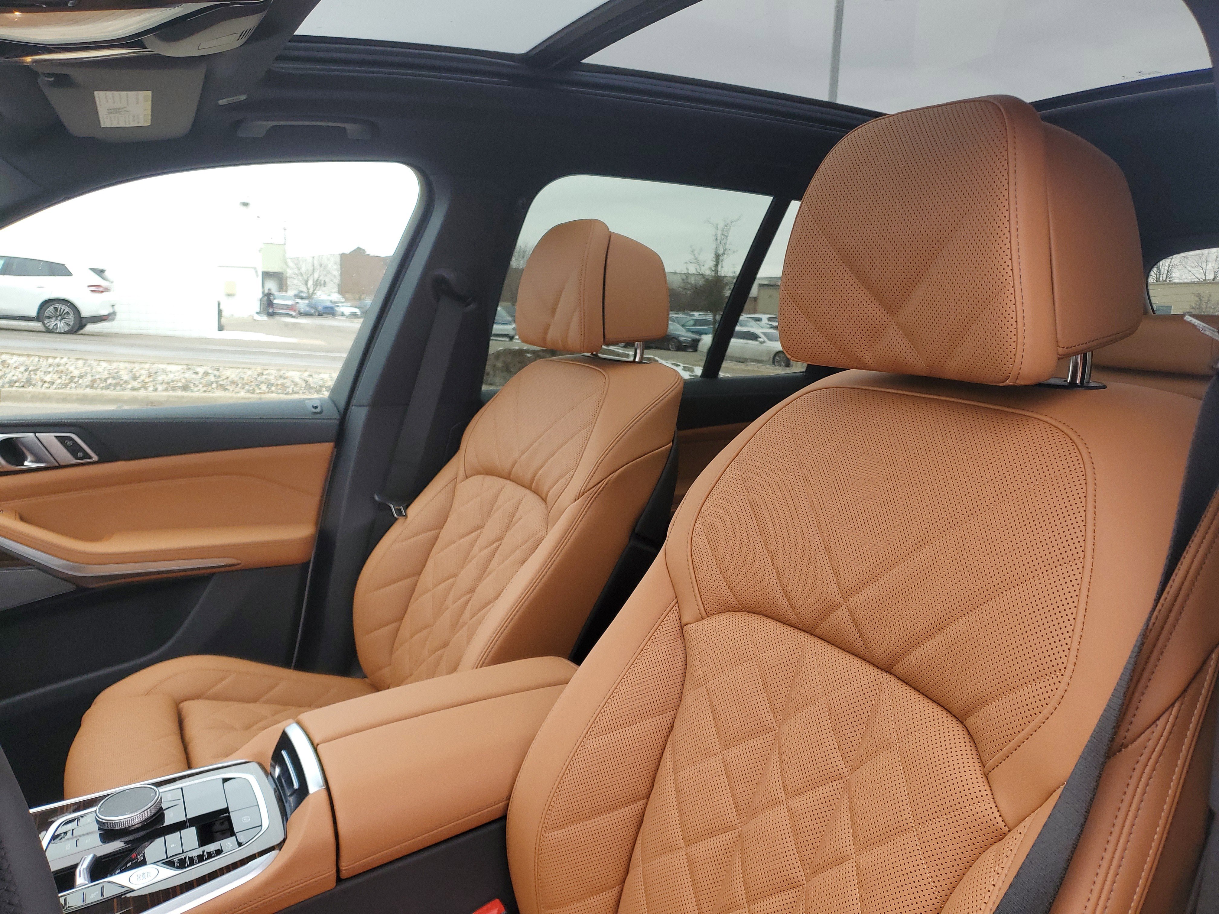 New 2026 BMW X5 xDrive40i w/ M Sport Package image 7