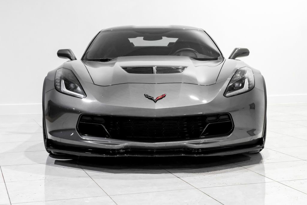 Used 2015 Chevrolet Corvette Z06 w/ 2LZ Preferred Equipment Group image 2