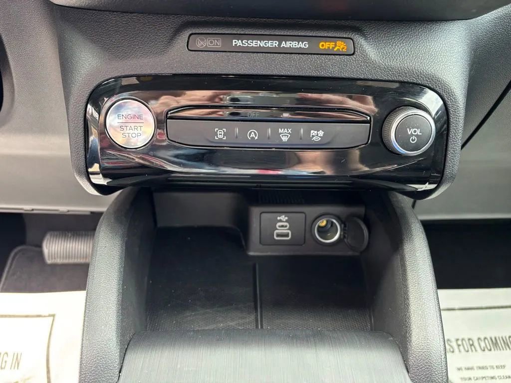 Used 2026 Ford Escape ST-Line w/ Tech Pack #1 AWD/4WD image 14