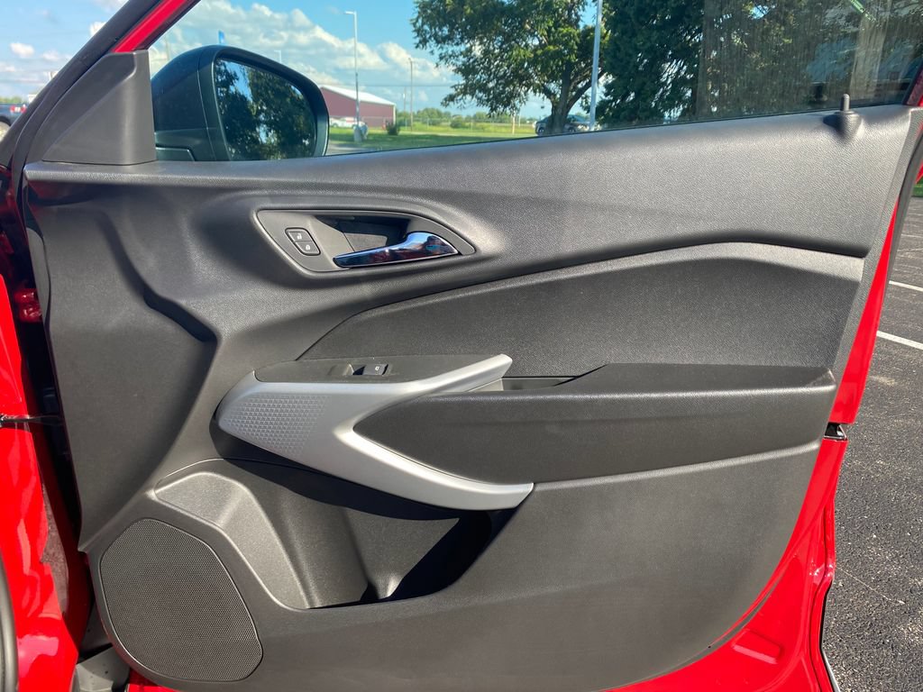 New 2026 Chevrolet Trax LS FWD image 9