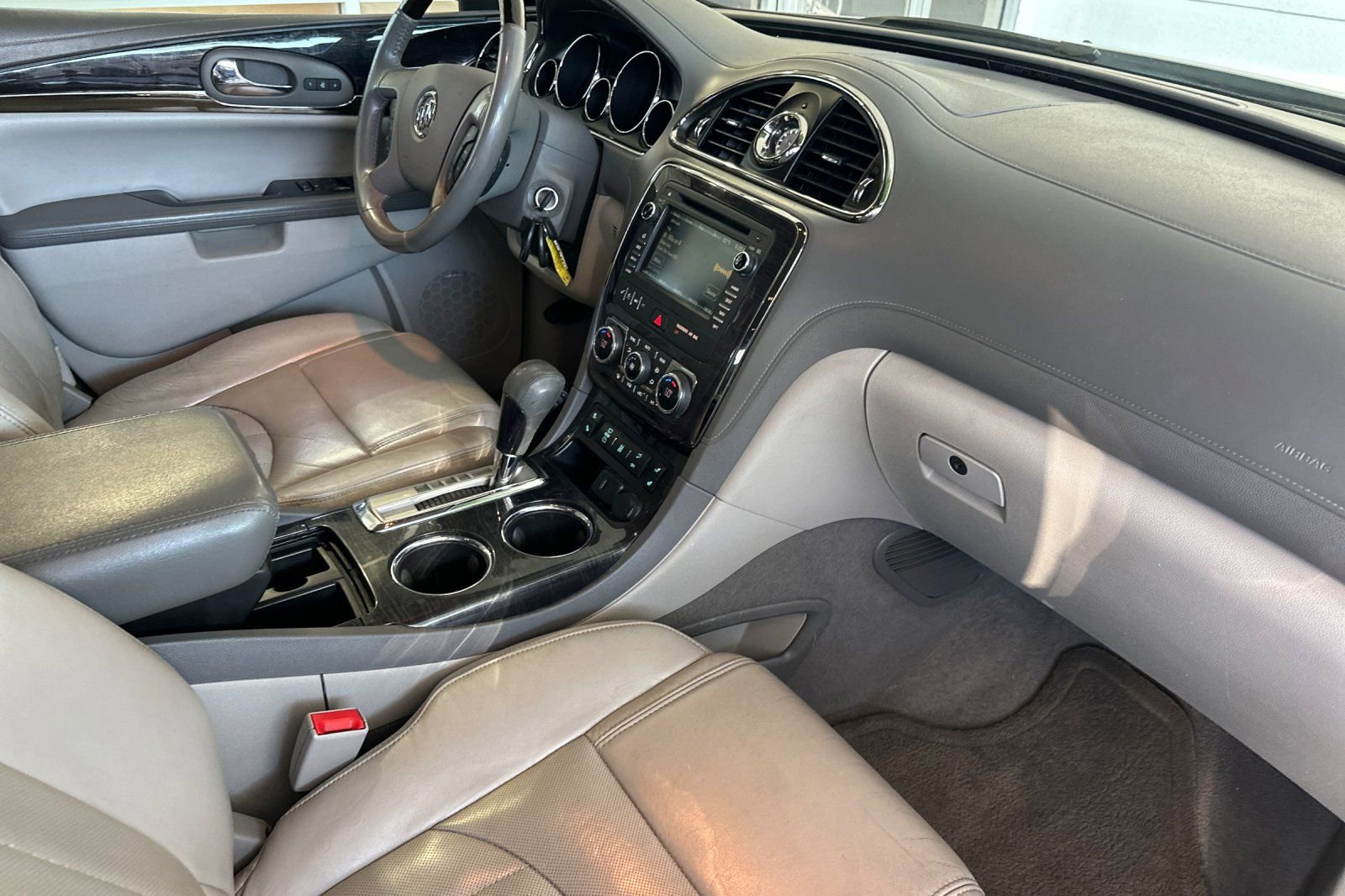 Used 2016 Buick Enclave Leather image 17
