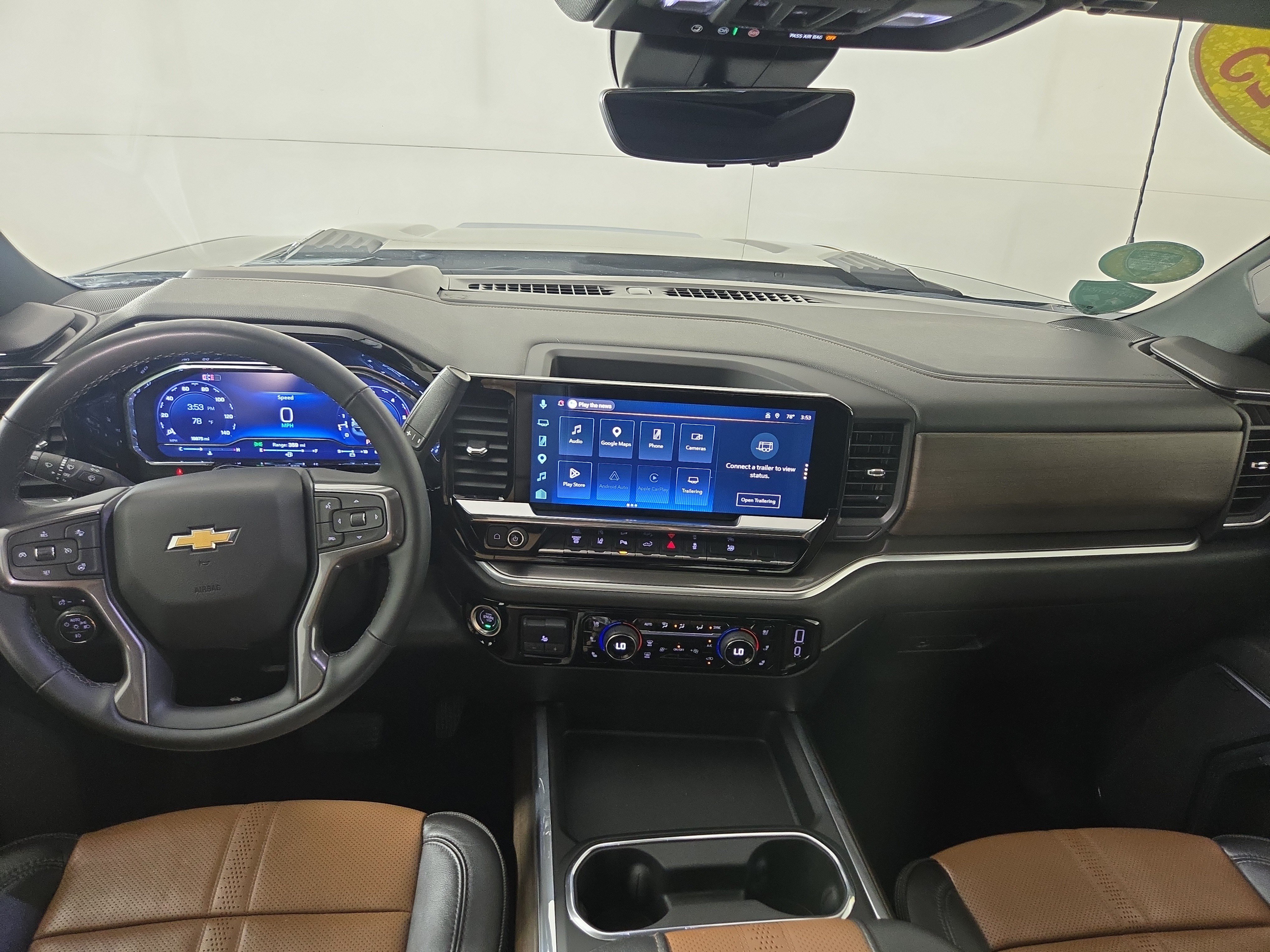 Used 2025 Chevrolet Silverado 3500 High Country w/ High Country Premium Package AWD/4WD image 14