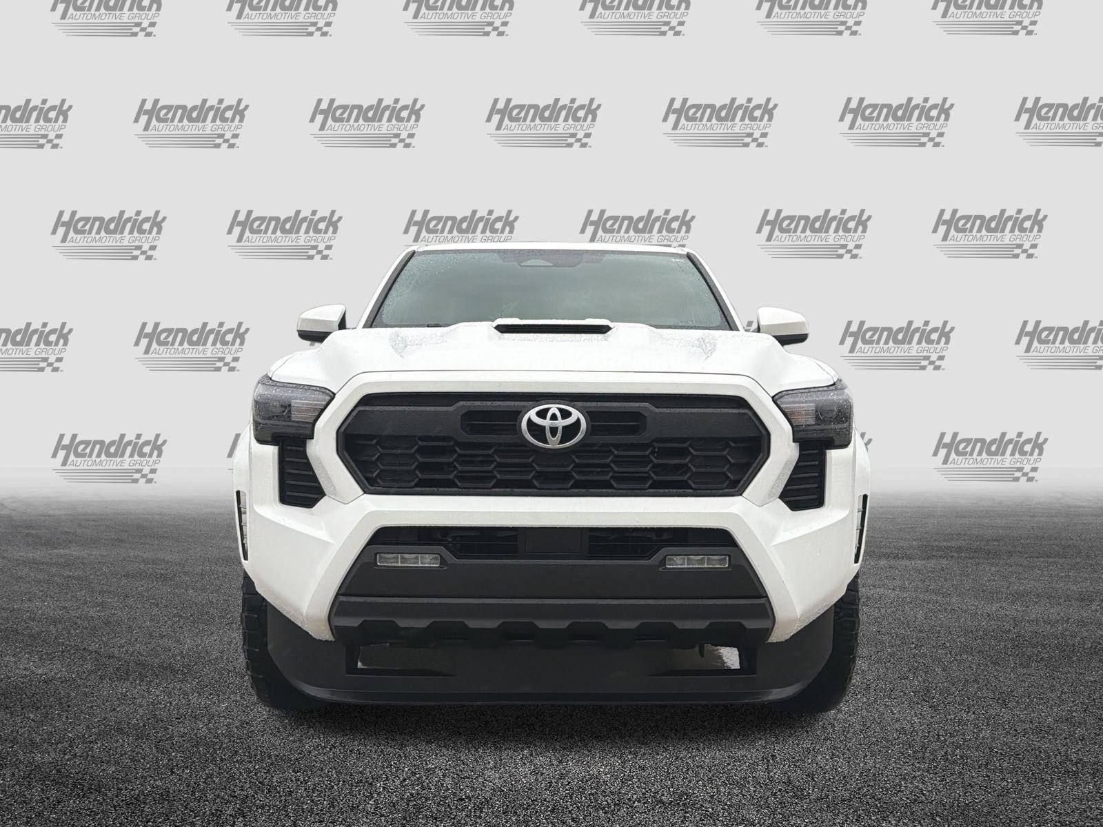 Used 2024 Toyota Tacoma TRD Sport RWD image 3